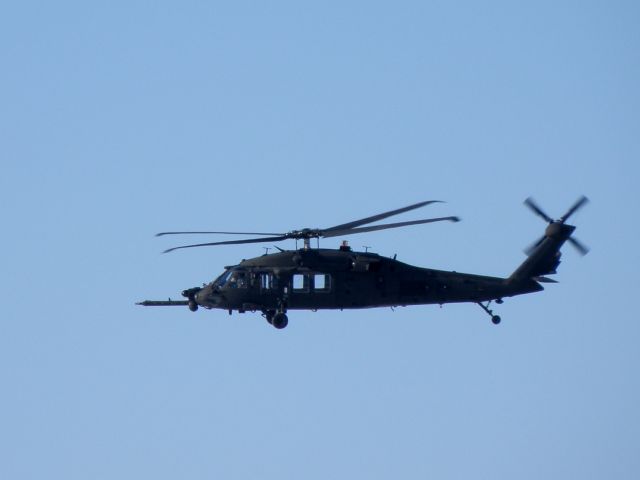 Sikorsky S-70 — - A U.S. Army MH-60 flying approaches at Blue Grass Airport (KLEX) before returning to nearby Blue Grass Station (LSD)