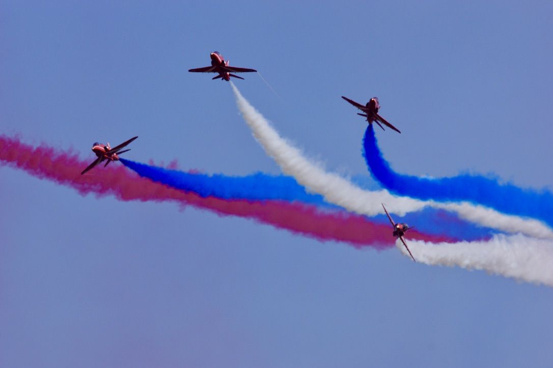 — — - Miramar Air Station Red Arrows 