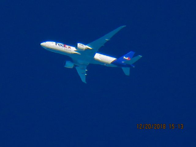 BOEING 777-200LR (N858FD)