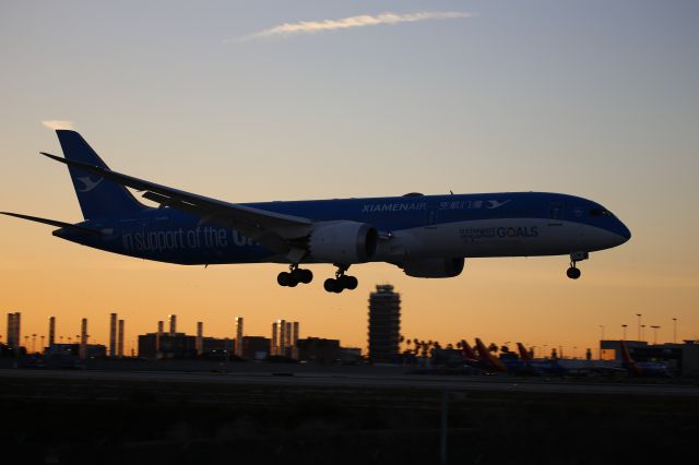 Boeing 787-9 Dreamliner (B-1356)