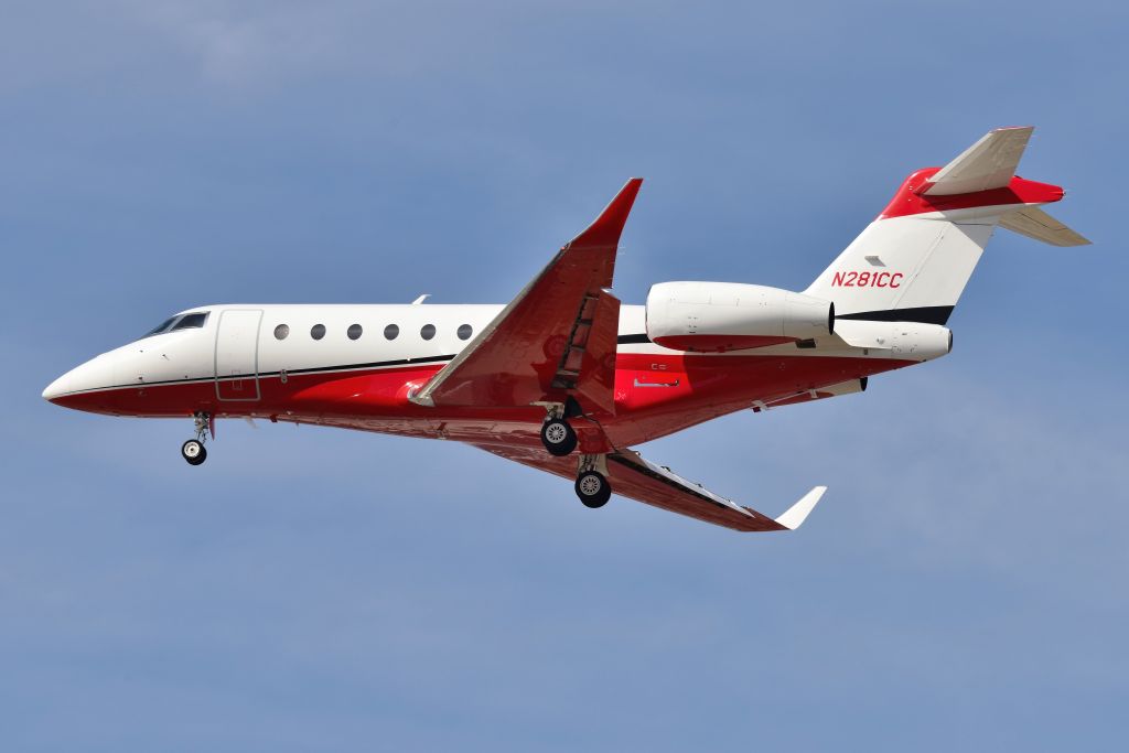 IAI Gulfstream G280 (N281CC) - Cummins Engines arriving 23-R on 02-28-2022. I managed to snag the entire Cummins fleet all arriving within 30 minutes of each other, including their newest aircraft, N283CE.