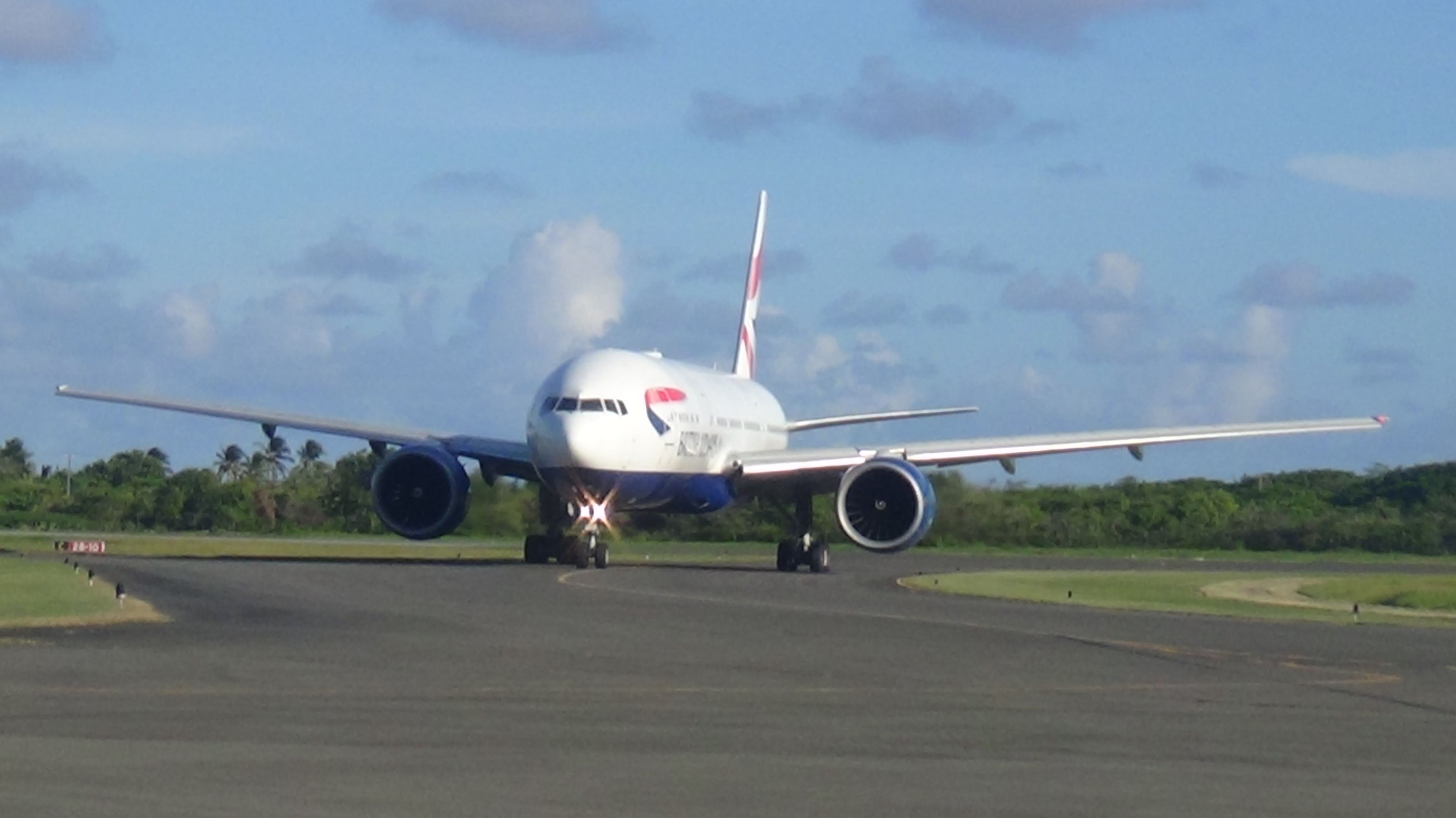 Boeing 777 (G-VIIY)
