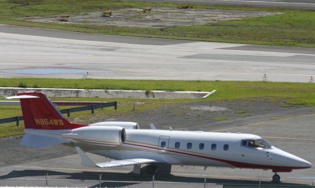 Learjet 60 (N954WS)