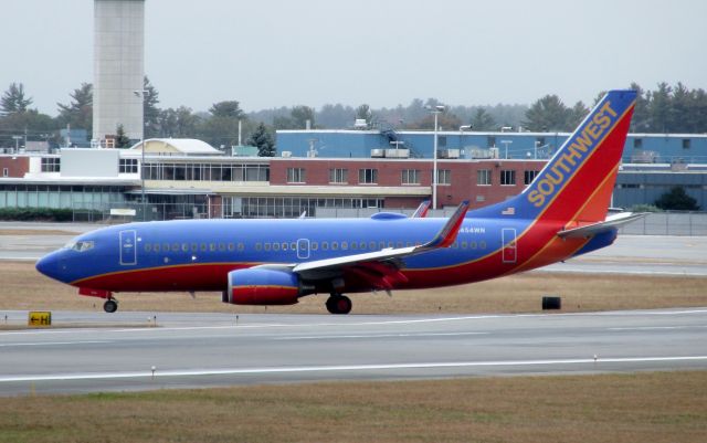 Boeing 737-700 (N454WN)