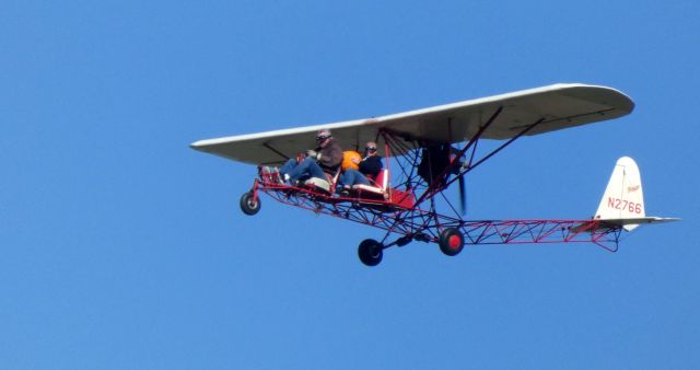 N2766 — - Bomb Bay doors are open for this Pumpkin to be dropped from this 1970 Rudolff RLV-1 "Breezy" in the Autumn of 2022.