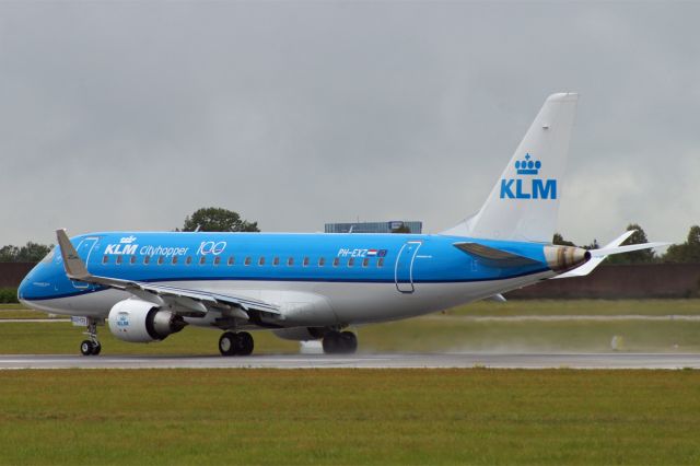 PH-EXZ — - Embraer ERJ-175-200STD, KLM-Cityhopper, PH-EXZ, EDDS Airport Stuttgart Manfred Rommel