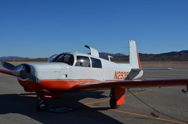 Mooney M-20 (N2935L)