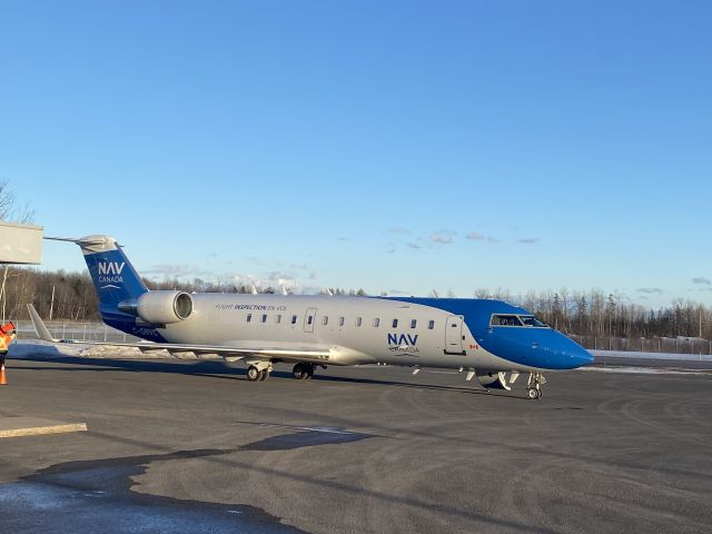 Canadair Regional Jet CRJ-200 (C-GNVC)