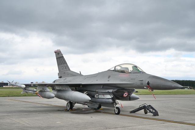 Lockheed F-16 Fighting Falcon (89-2136) - 20.May.2023br /Yokota Air Base Japan-U.S. Friendship Daybr /General Dynamics F-16 Fighting Falcon (89-2136)