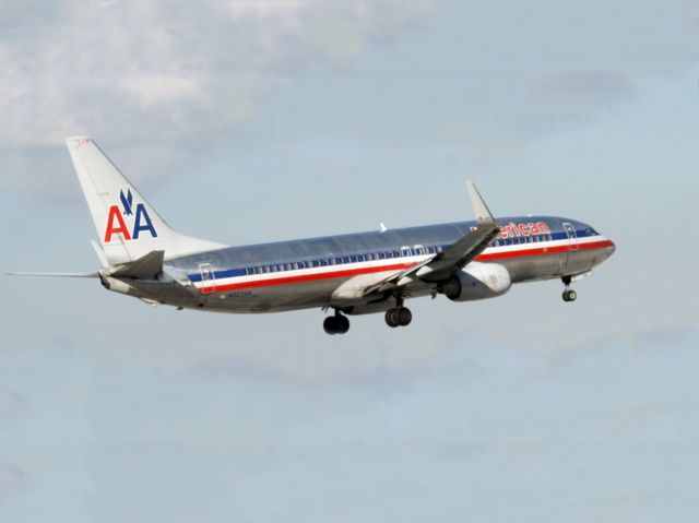 Boeing 737-700 (N927AN) - American Airlines.