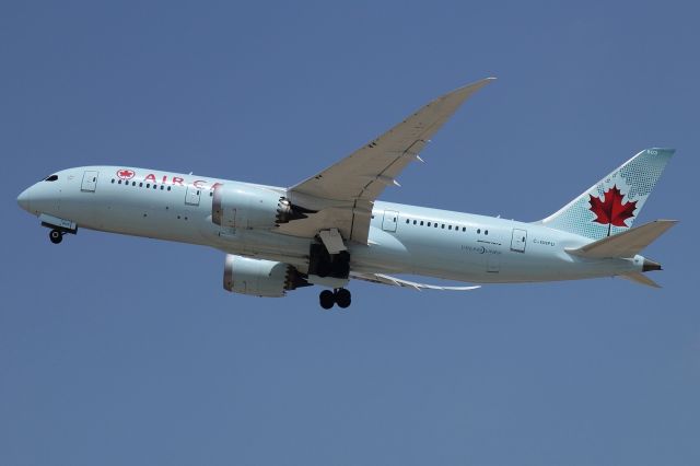 Boeing 787-8 (C-GHPU) - 04/2015 Dreamliner T/O runway 26, en-route to Toronto.