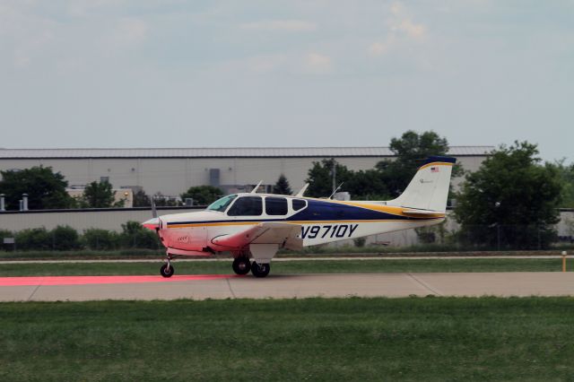 Beechcraft Bonanza (33) (N9710Y) - EAA Airventure 2015