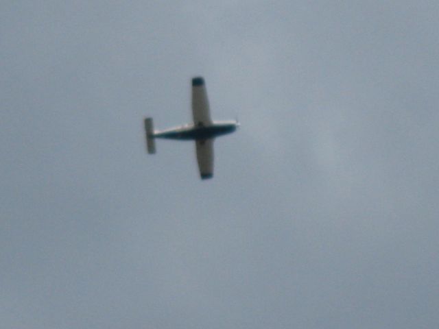 Piper Saratoga (N9269F) - Turning downwind for runway 32. This aircraft arrived this morning from Muncie, IN (KMIE).