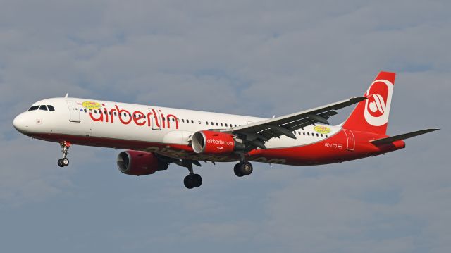 Airbus A321 (OE-LCD)