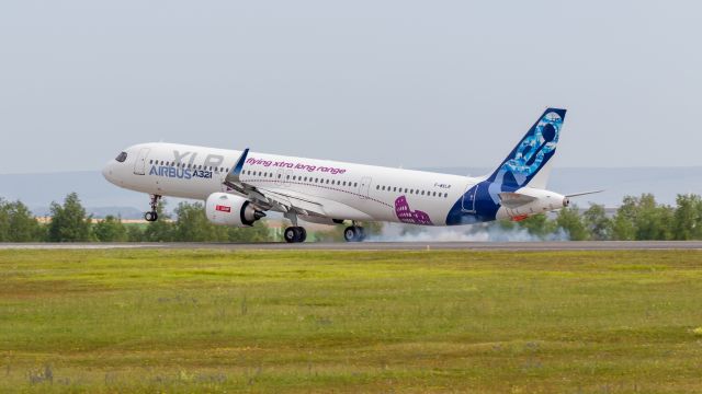 Airbus A321 (F-WXLR)