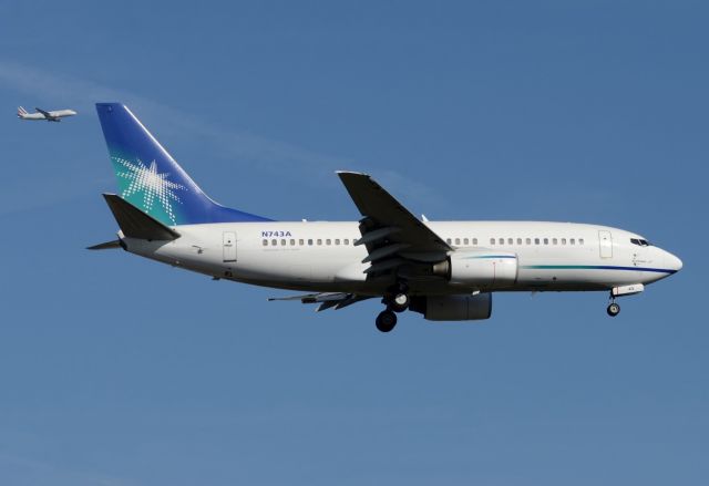 Boeing 737-700 (N743A)