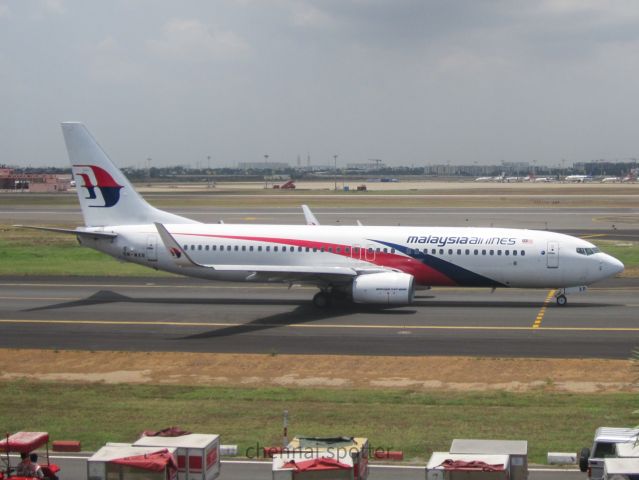 Boeing 737-700 (9M-MXR)