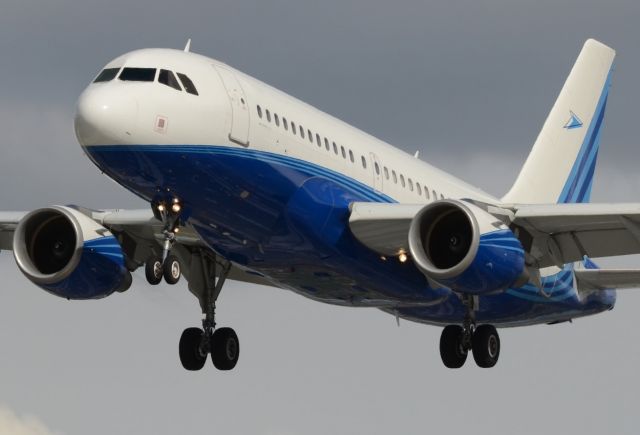 Airbus A319 (G-NMAK) - 08/09/2013br /Landing 27