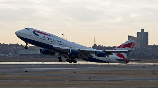 Boeing 747-400 (G-BYGD) - Morning departure from JFK.