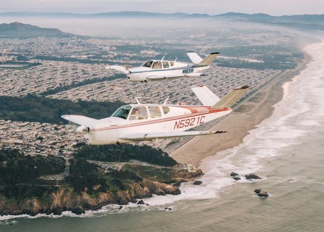 Beechcraft 35 Bonanza (N5921C)