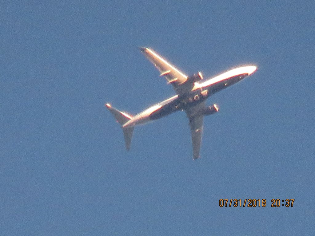 Boeing 737-800 (N377DA)