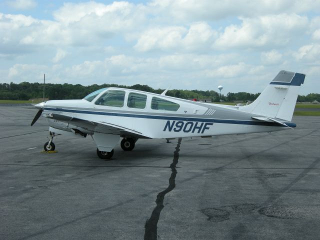 Beechcraft Bonanza (33) (N90HF)