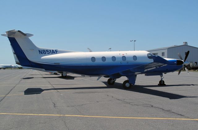 Pilatus PC-12 (N851AF) - PlaneSense Pilatus aircraft are all around.