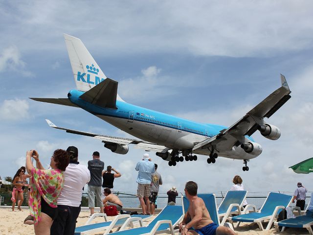 Boeing 747-400 (PH-BFG)