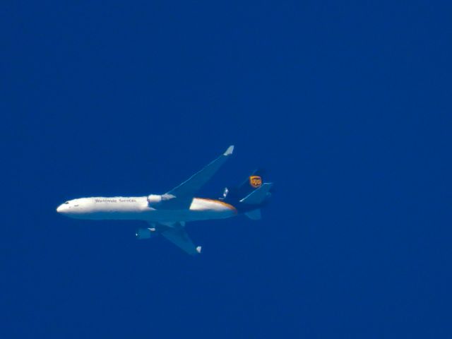 Boeing MD-11 (N274UP) - UPS2946br /SDF-OAKbr /10/11/21