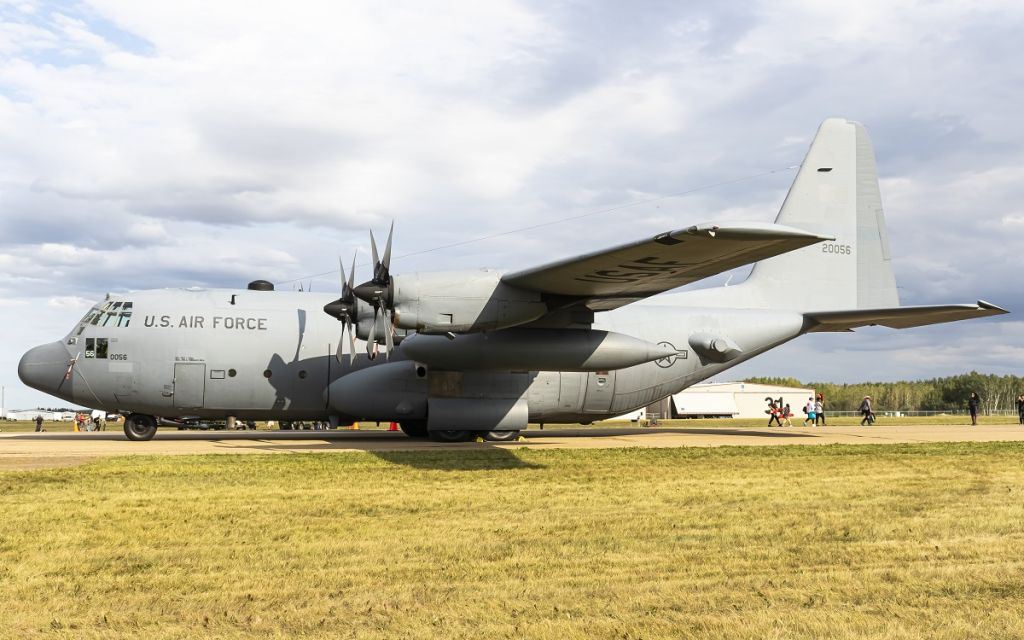 Lockheed C-130 Hercules (82-0056)