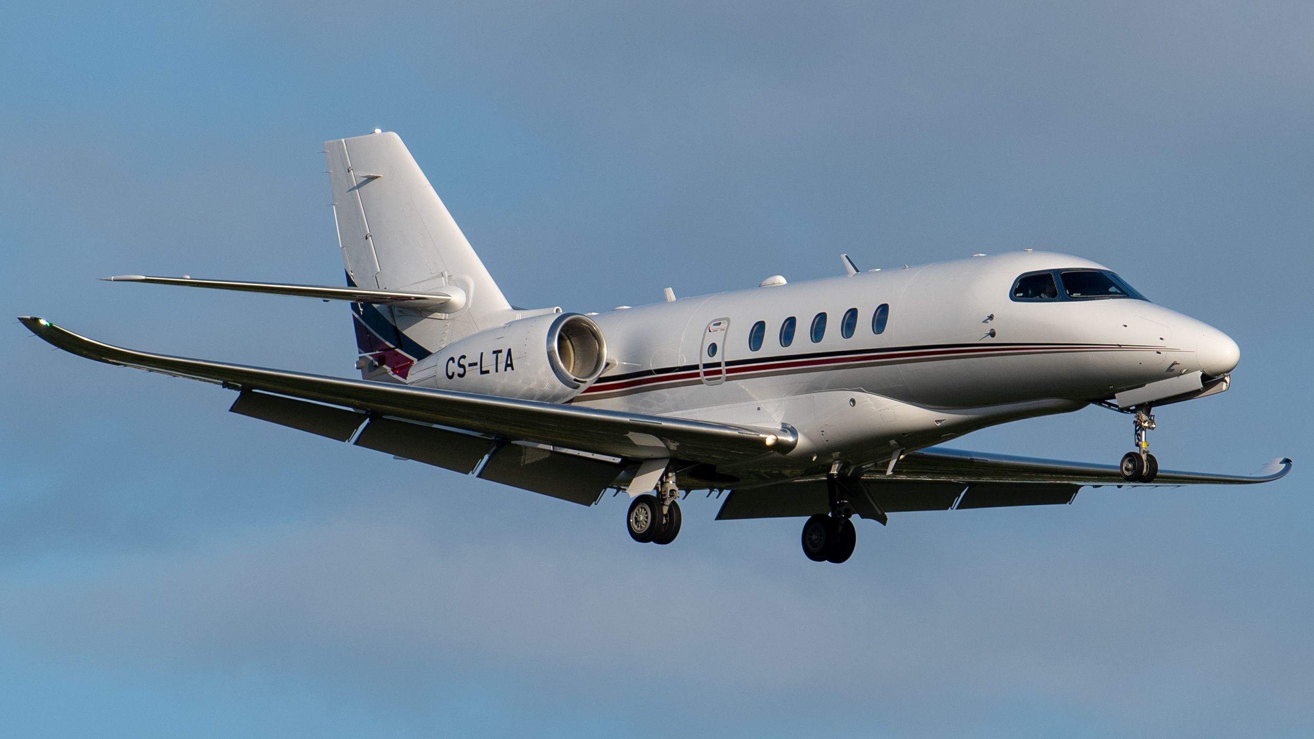 Cessna Citation Latitude (CS-LTA)