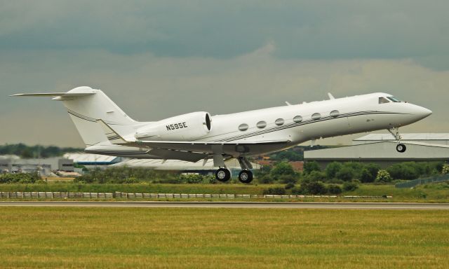 Gulfstream Aerospace Gulfstream IV (N595E)