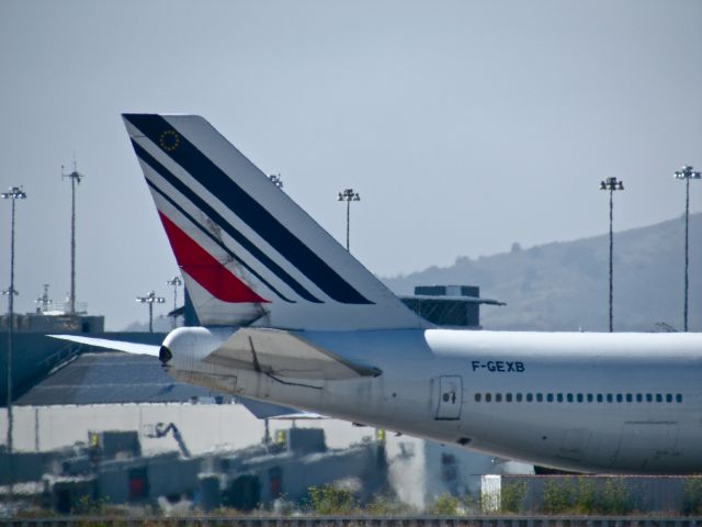 Boeing 747-400 (F-GEXB)