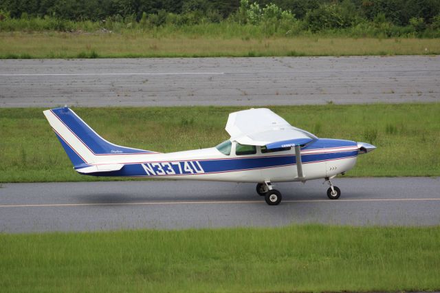 Cessna Skylane (N3374U)