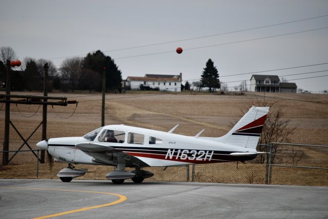 Piper Cherokee (N1632H)