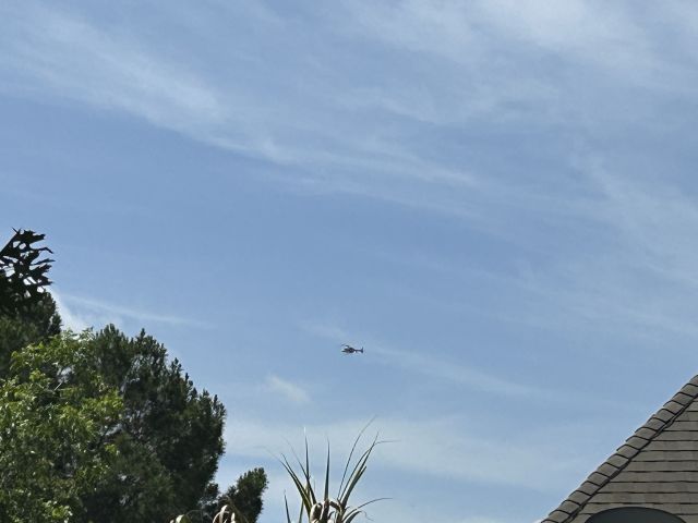 Bell 407 (N412CF)