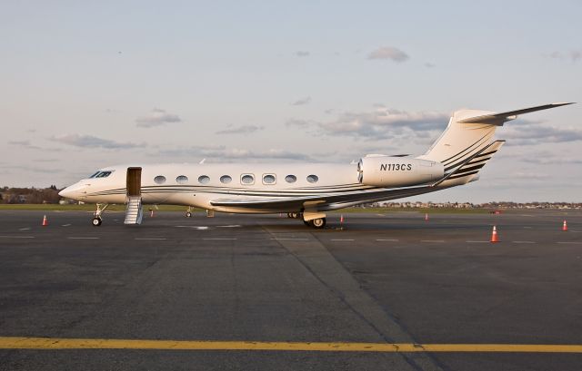 Gulfstream Aerospace Gulfstream G650 (N113CS) - N113CS Gulfstream G650 on the SFS ramp