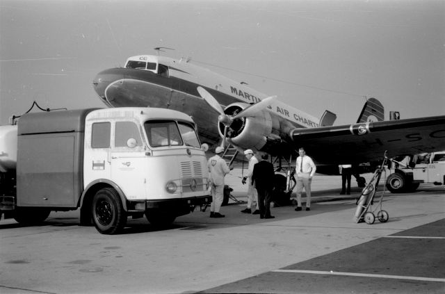 Douglas DC-3 (PH-SCC) - Martins Air Charter DC-3 in 1966 at Düsseldorf (EDDL)