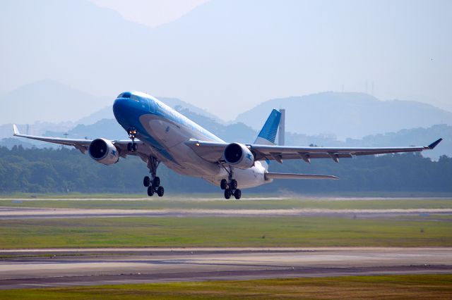 Airbus A330-300 (LV-GHQ)