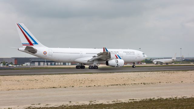 Airbus A330-200 (F-UJCS)