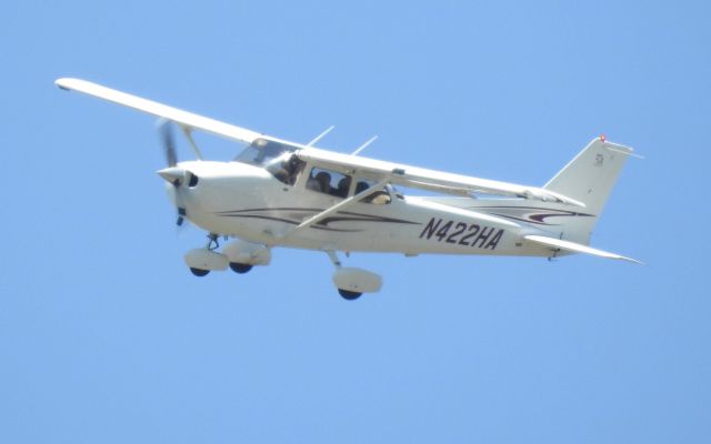 Cessna Skyhawk (N422HA)