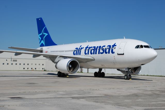 Airbus A310 (C-GSAT) - 1992 Airbus A310 of Air Transat parked in the Skyport area of Pearson Airport, Toronto. July 15/08.