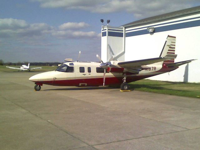 Rockwell Turbo Commander 690 (N167R)