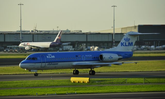 Fokker 70 (PH-KZM) - KLM cityhopper Fokker F70 PH-KZM in Amsterdam Schiphol Airport