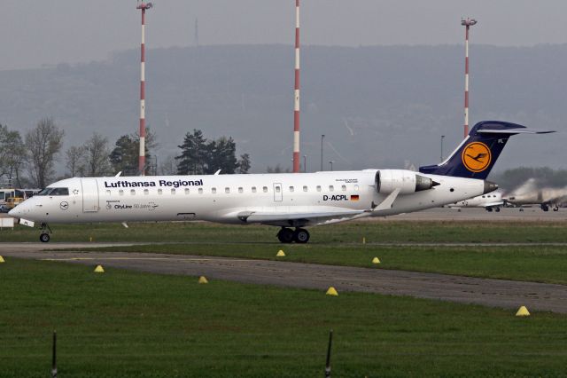 Canadair Regional Jet CRJ-700 (D-ACPL)