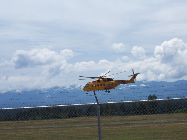 — — - Canadian Forces Search & Rescue   CH149 Cormorant  CFB Comox BC   a long range three turbine   with 5000kg lift capacity