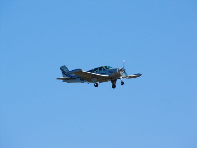 Beechcraft Bonanza (33) (N88TJ)