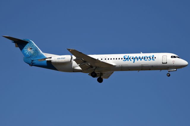 Fokker 100 (VH-FNY) - on 23 November 2017