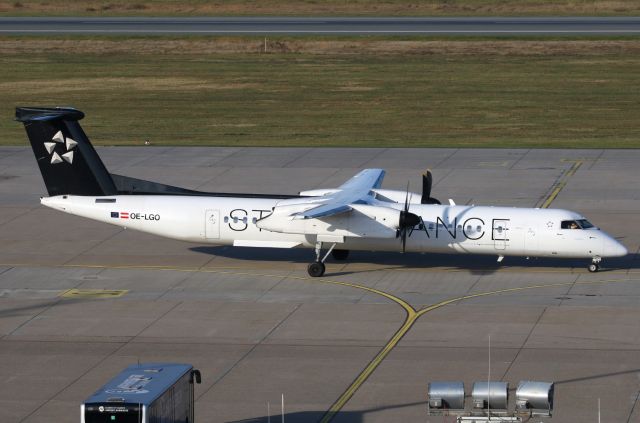 de Havilland Dash 8-400 (OE-LGO)