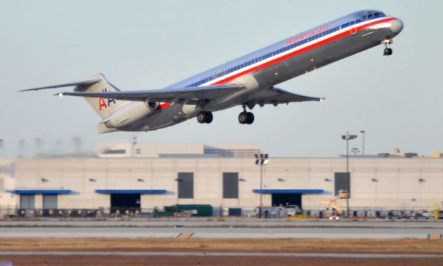 McDonnell Douglas MD-80 (N964TW)